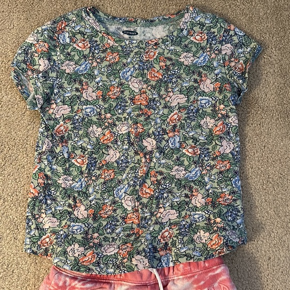 Gap Kids Joggers with FREE shirt - Picture 4 of 6